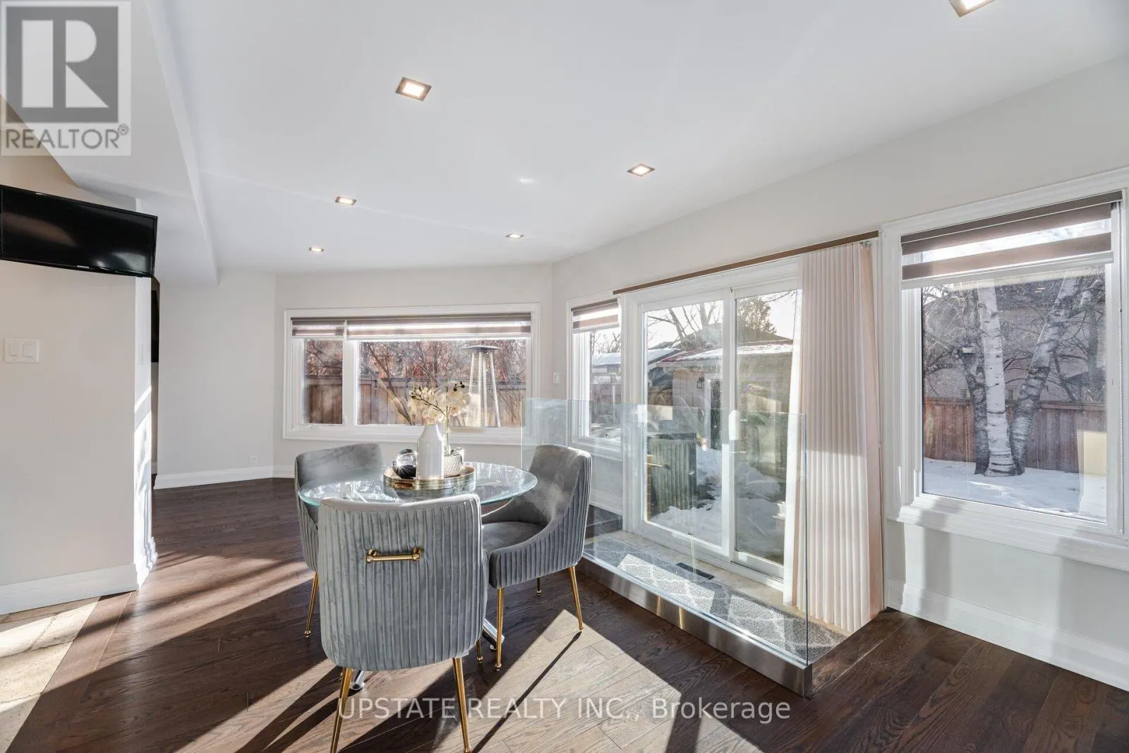 99 KENPARK AVENUE