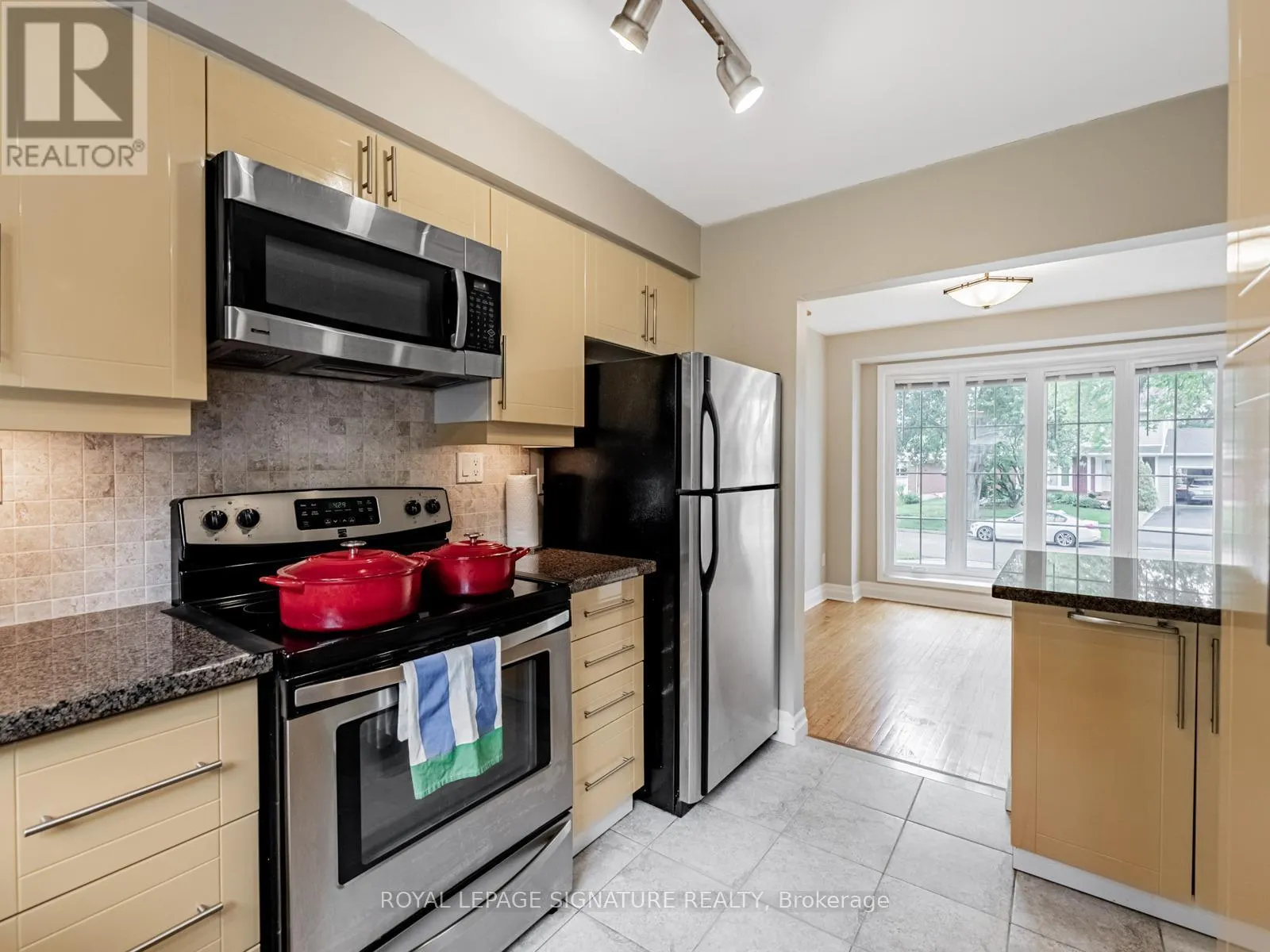 1081 PEARSON DRIVE