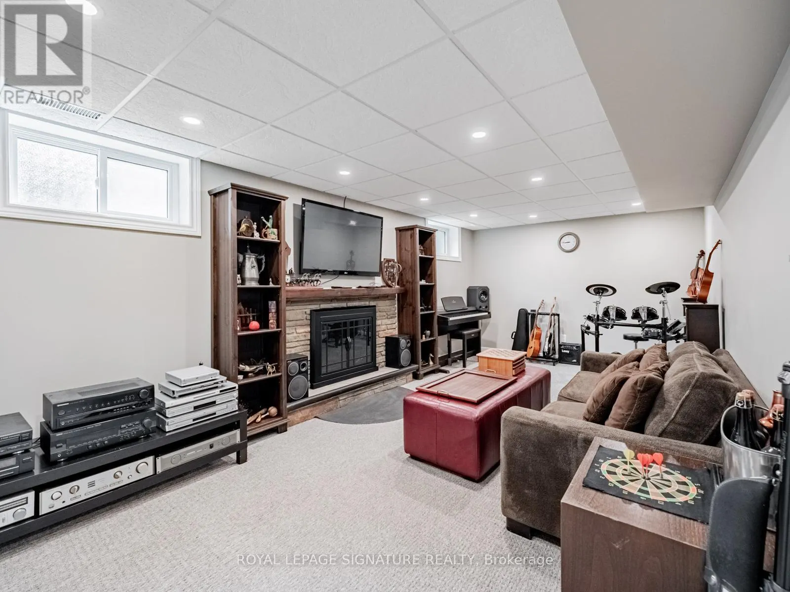 1081 PEARSON DRIVE
