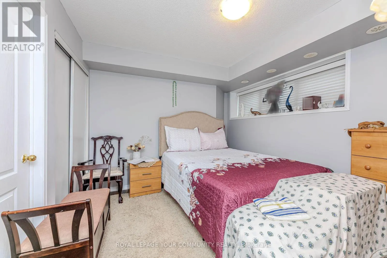 2 - 153 ISAAC DEVINS BOULEVARD