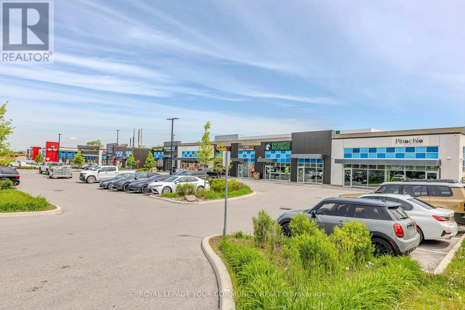 2 - 153 ISAAC DEVINS BOULEVARD