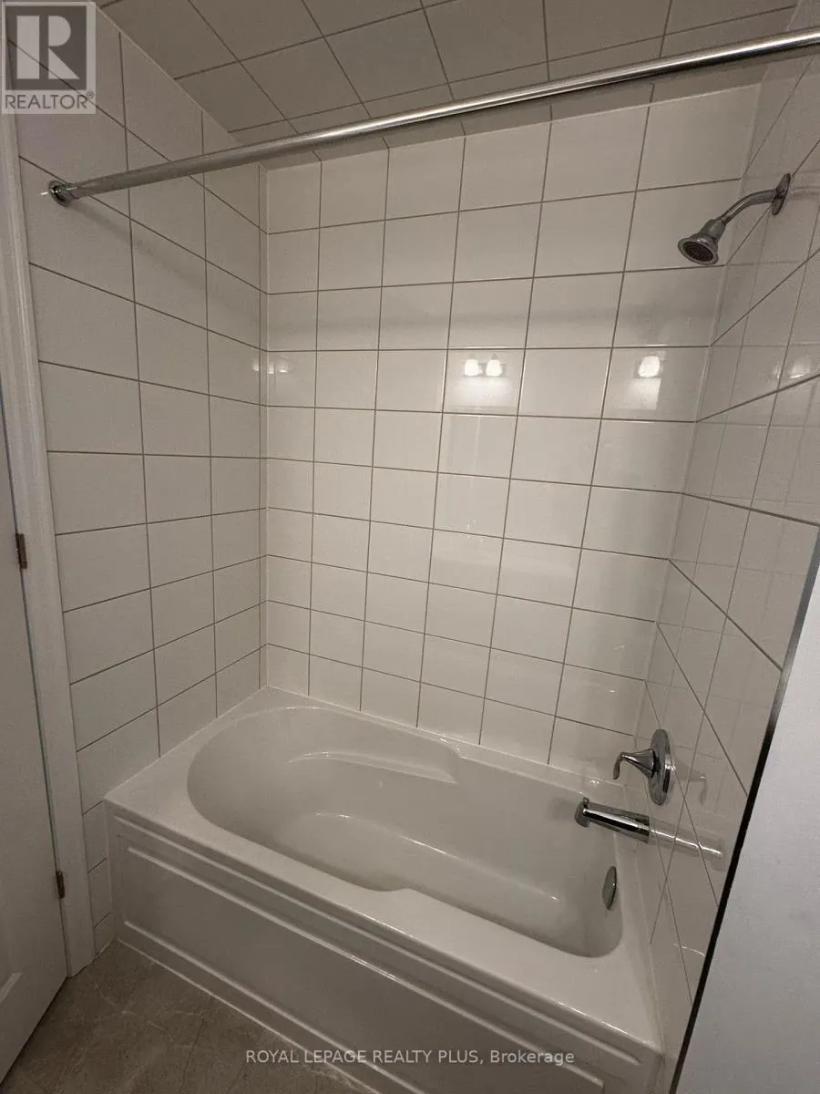 3150 MOSS GARDENS