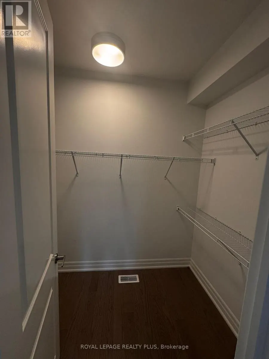 3150 MOSS GARDENS