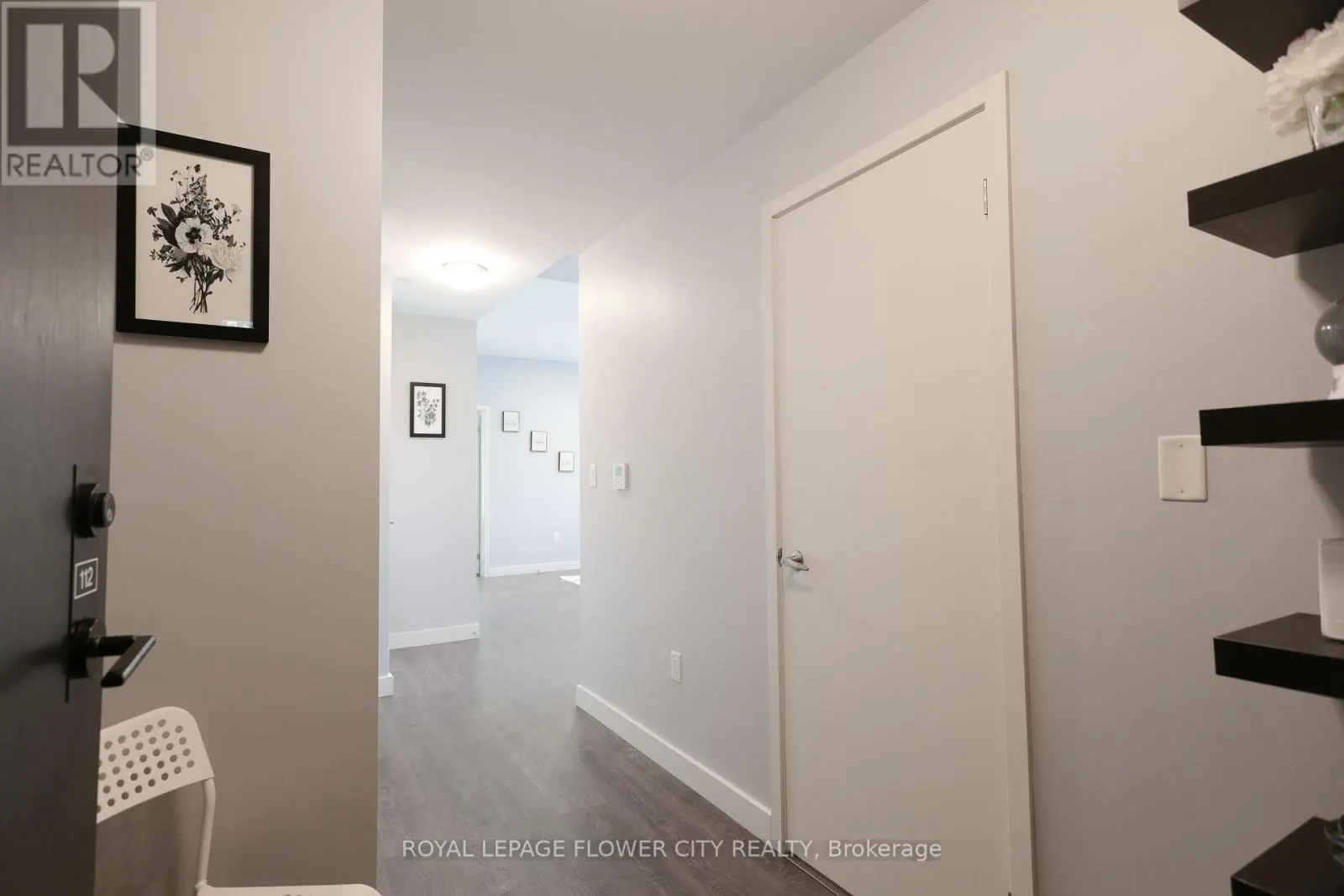 112 - 210 SABINA DRIVE