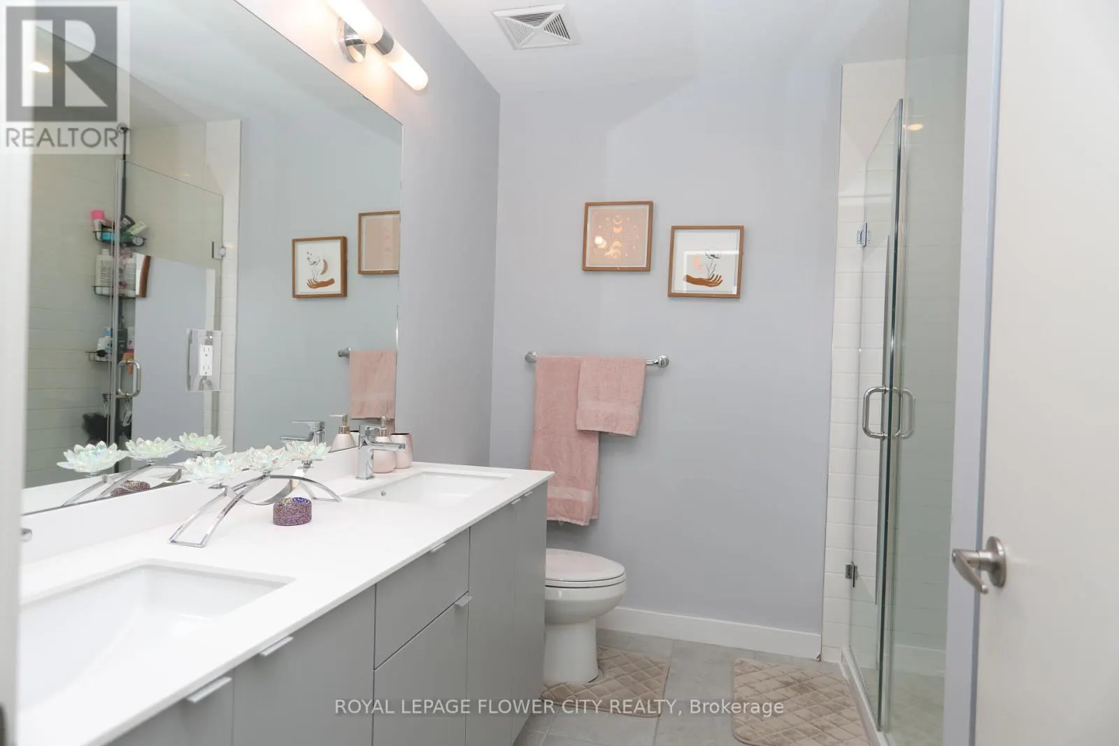 112 - 210 SABINA DRIVE