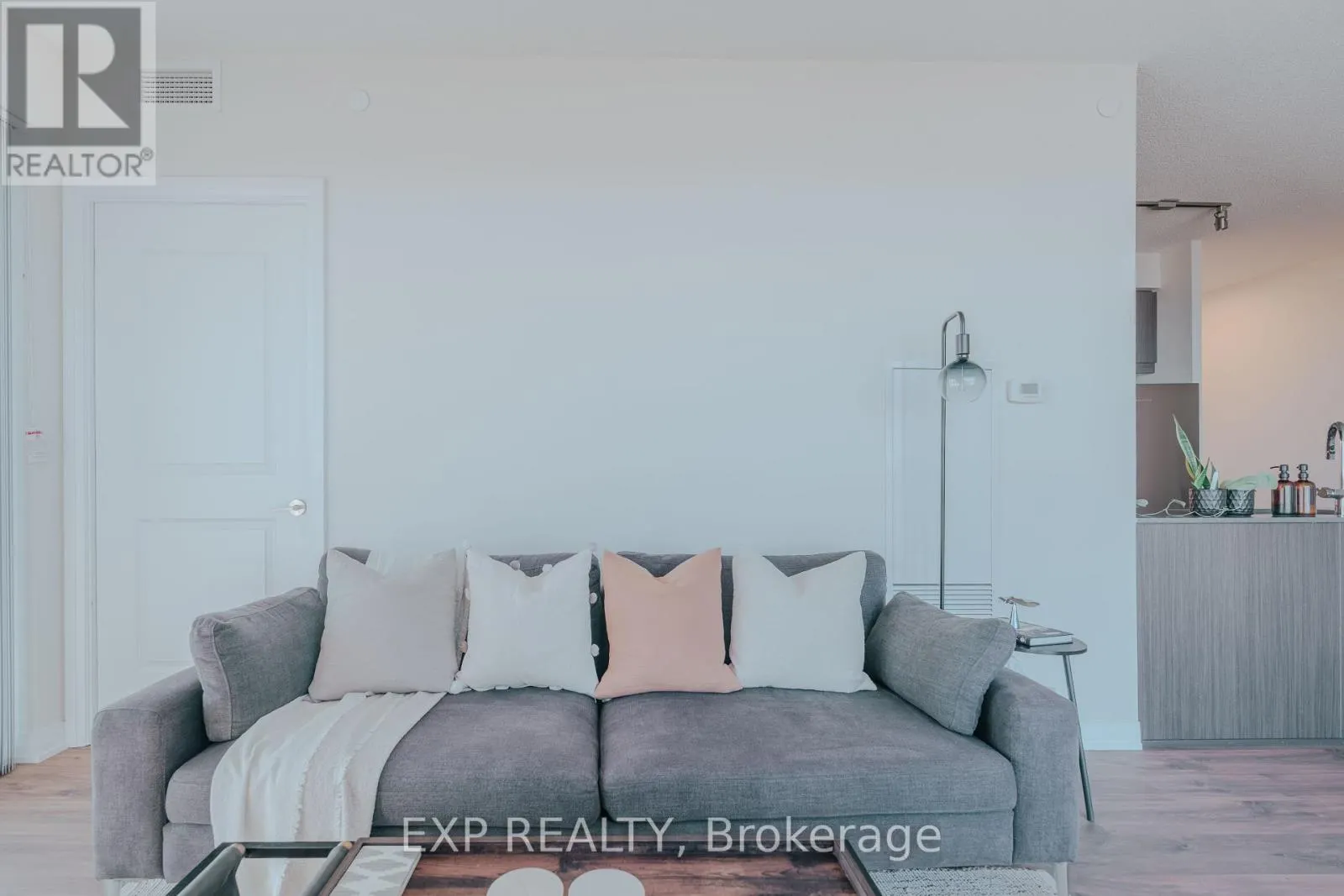 1104 - 50 THOMAS RILEY ROAD