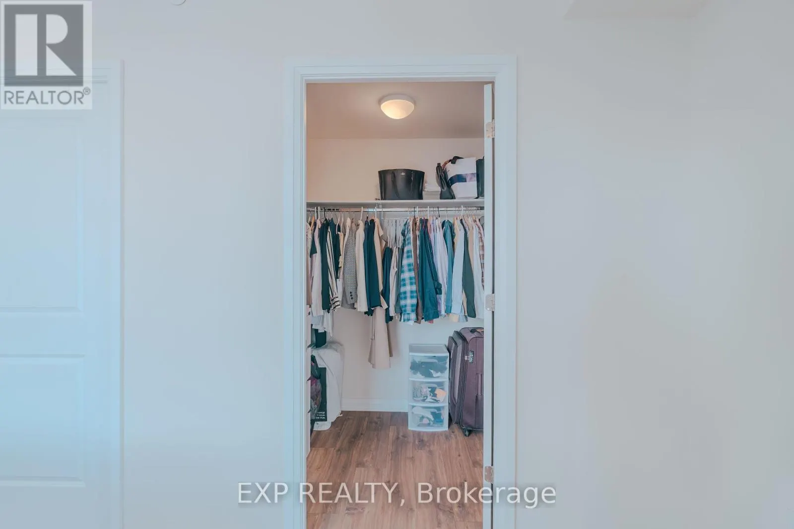 1104 - 50 THOMAS RILEY ROAD