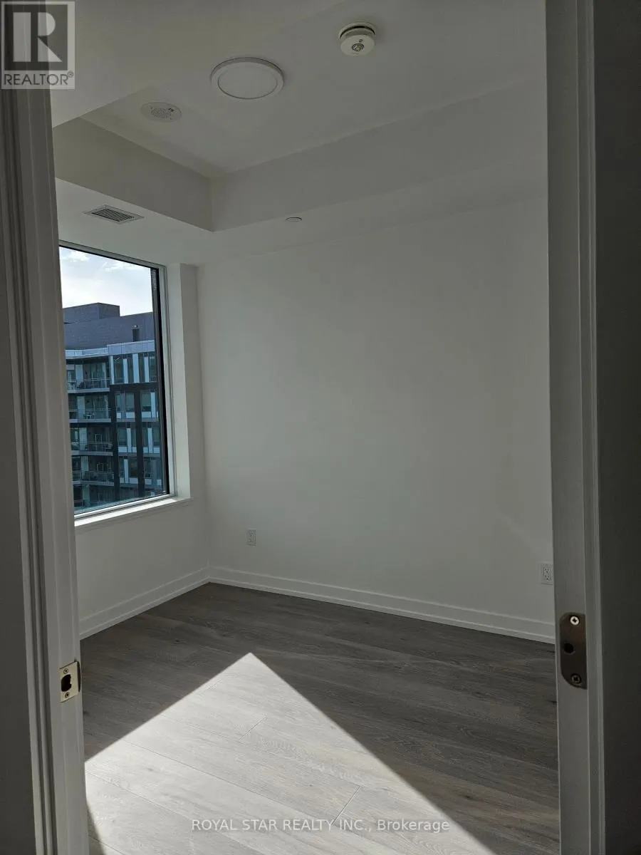 502 - 2501 SAW WHET BOULEVARD N