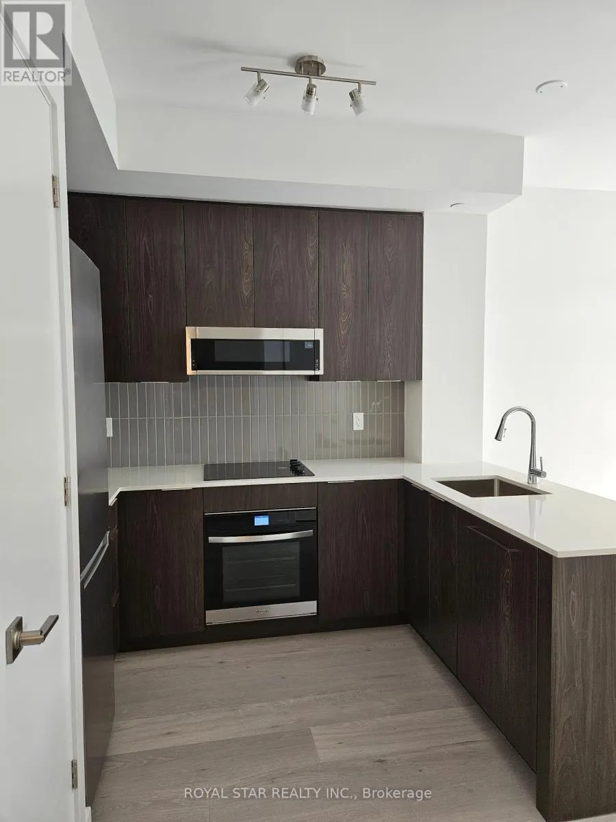 502 - 2501 SAW WHET BOULEVARD N