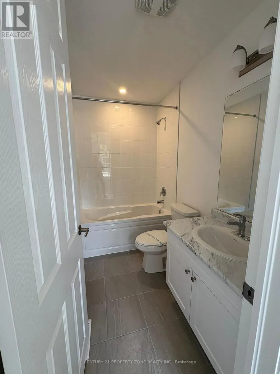 39 CULLINGTREE PLACE