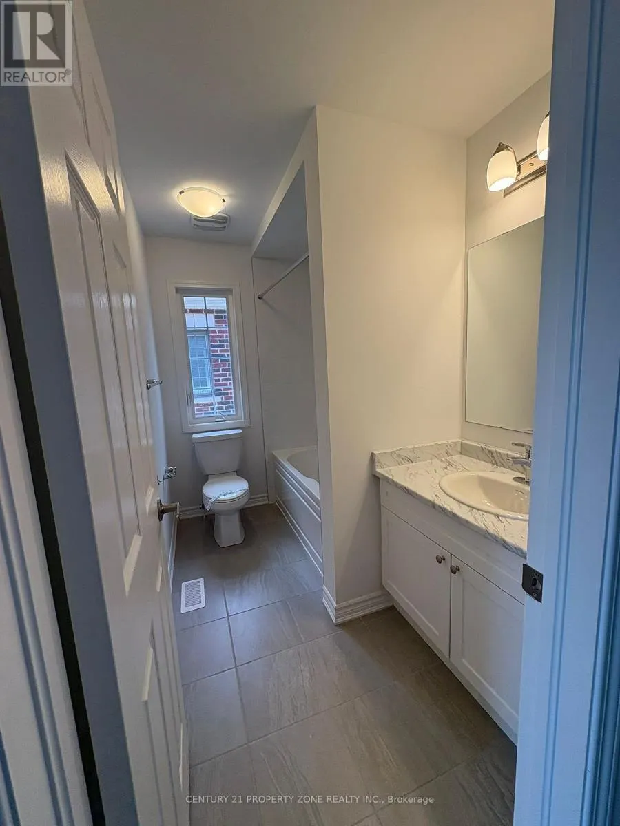 39 CULLINGTREE PLACE