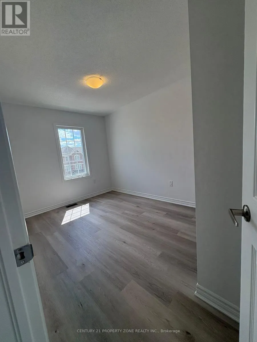 39 CULLINGTREE PLACE