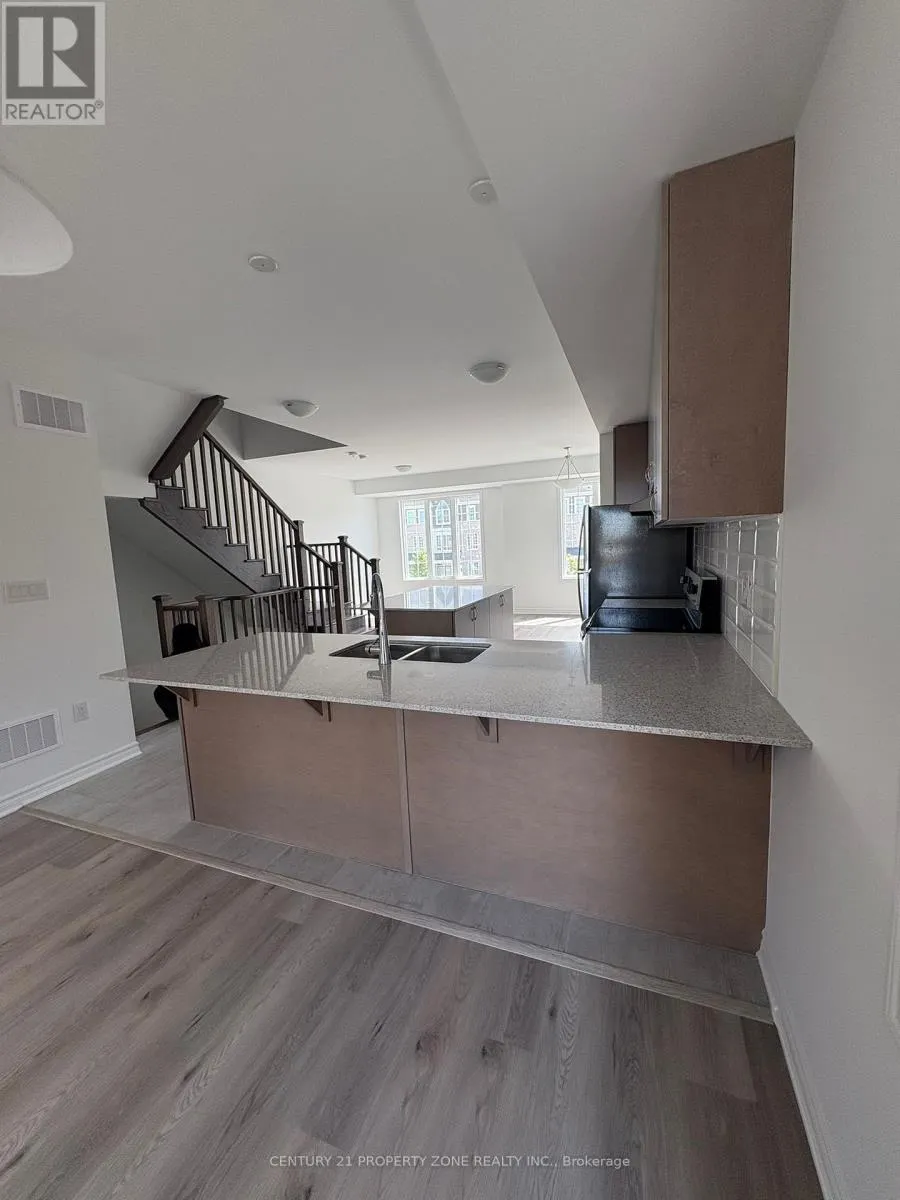 39 CULLINGTREE PLACE