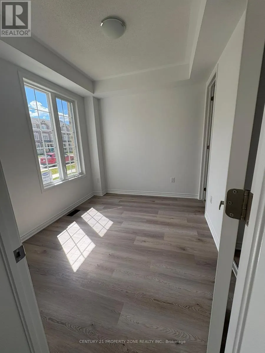 39 CULLINGTREE PLACE