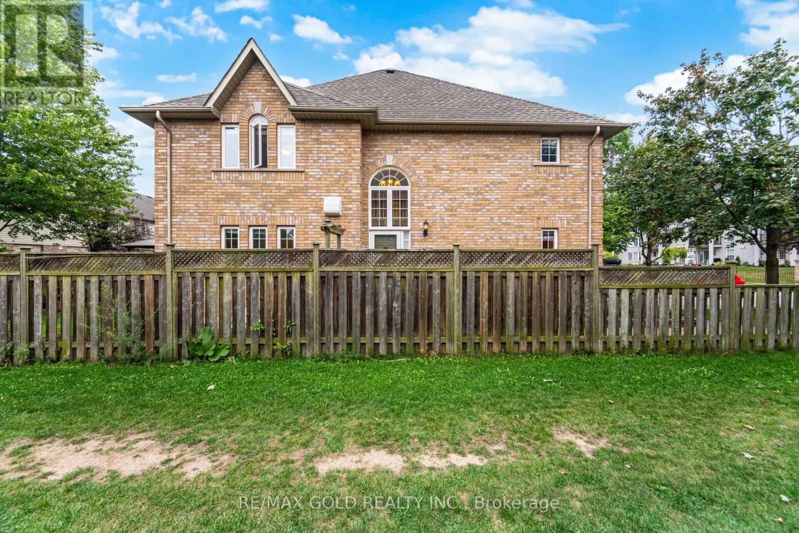 1395 TOBYN DRIVE