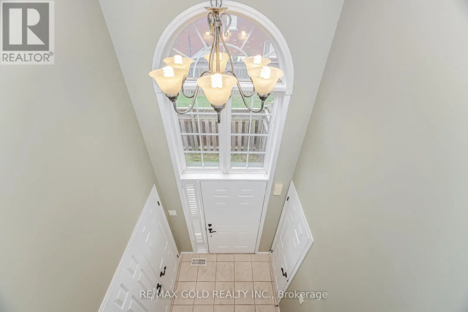 1395 TOBYN DRIVE