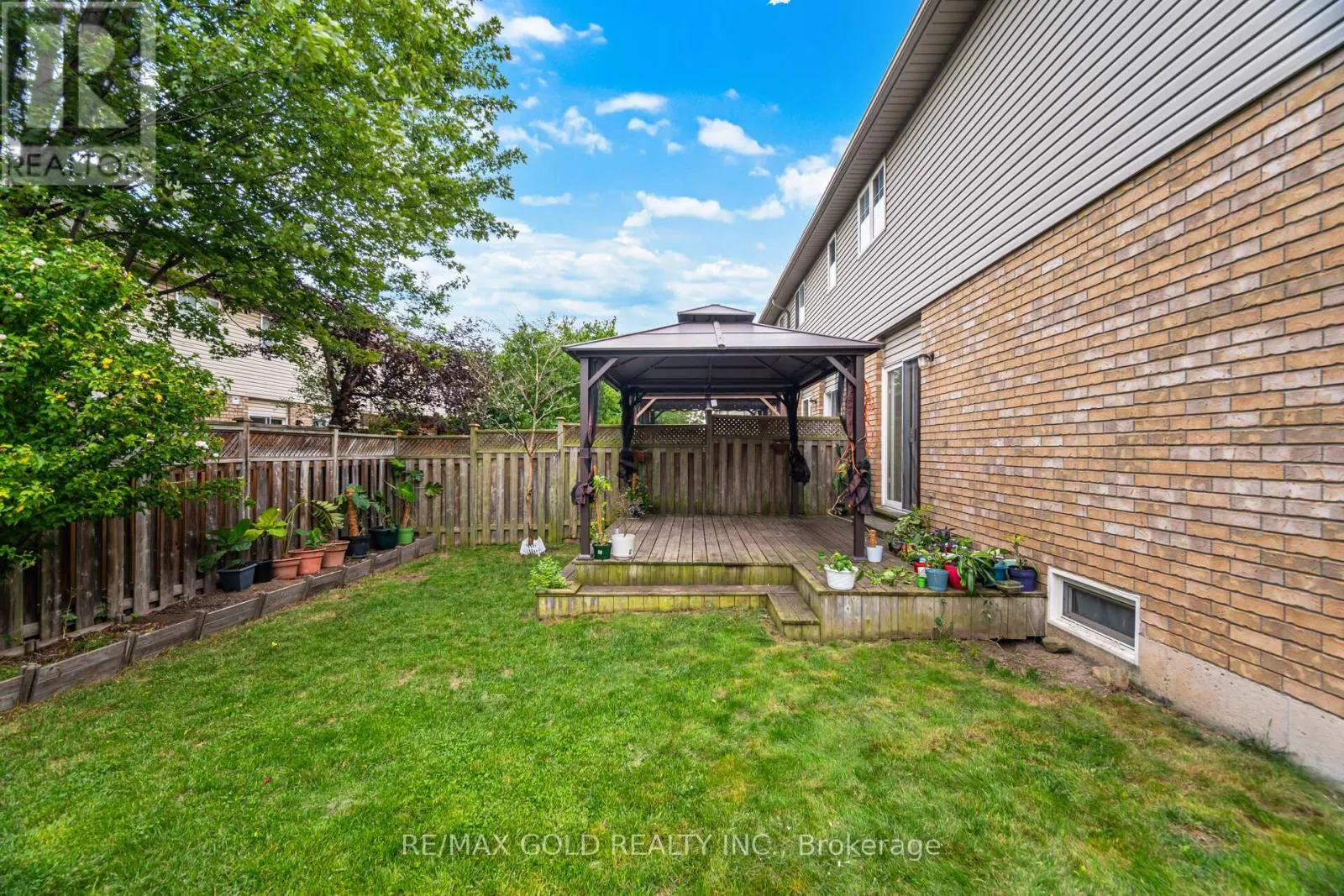 1395 TOBYN DRIVE