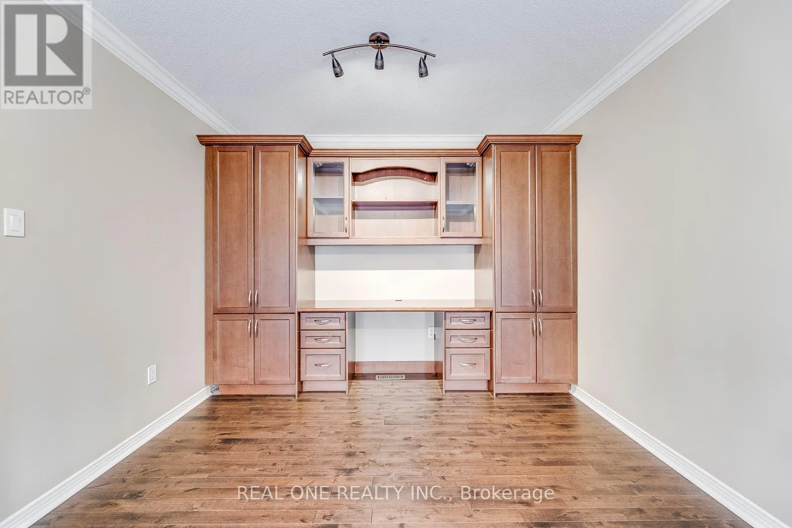 4162 JUDSON COMMON