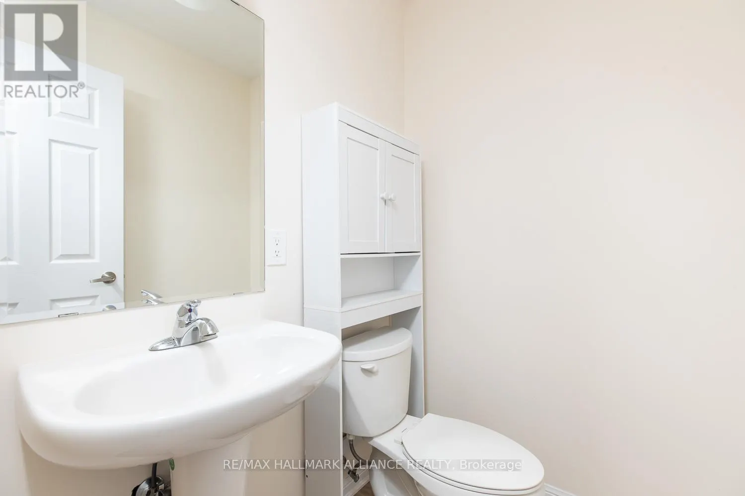 142 BAYCLIFFE CRESCENT