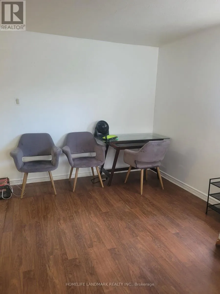 #1 - 3335 LAKE SHORE BOULEVARD W