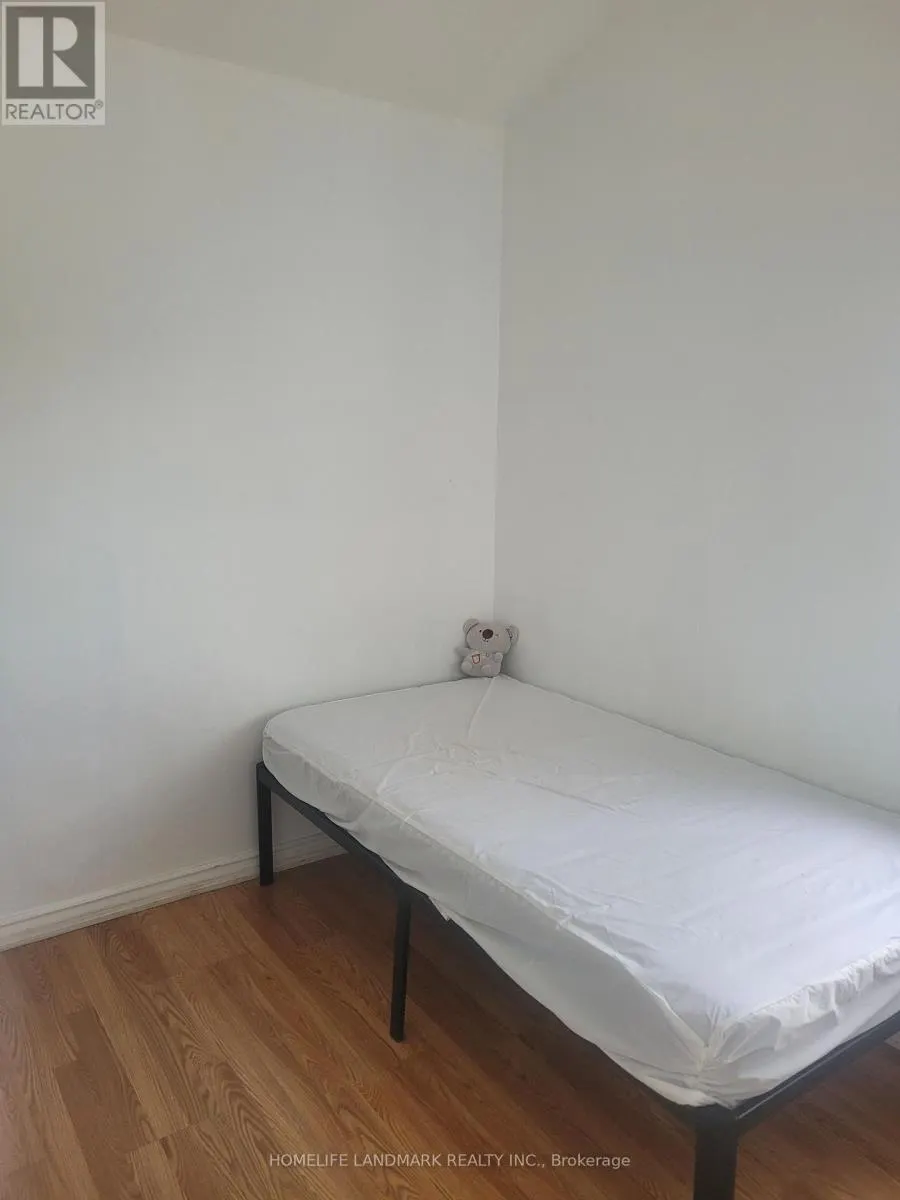 #1 - 3335 LAKE SHORE BOULEVARD W