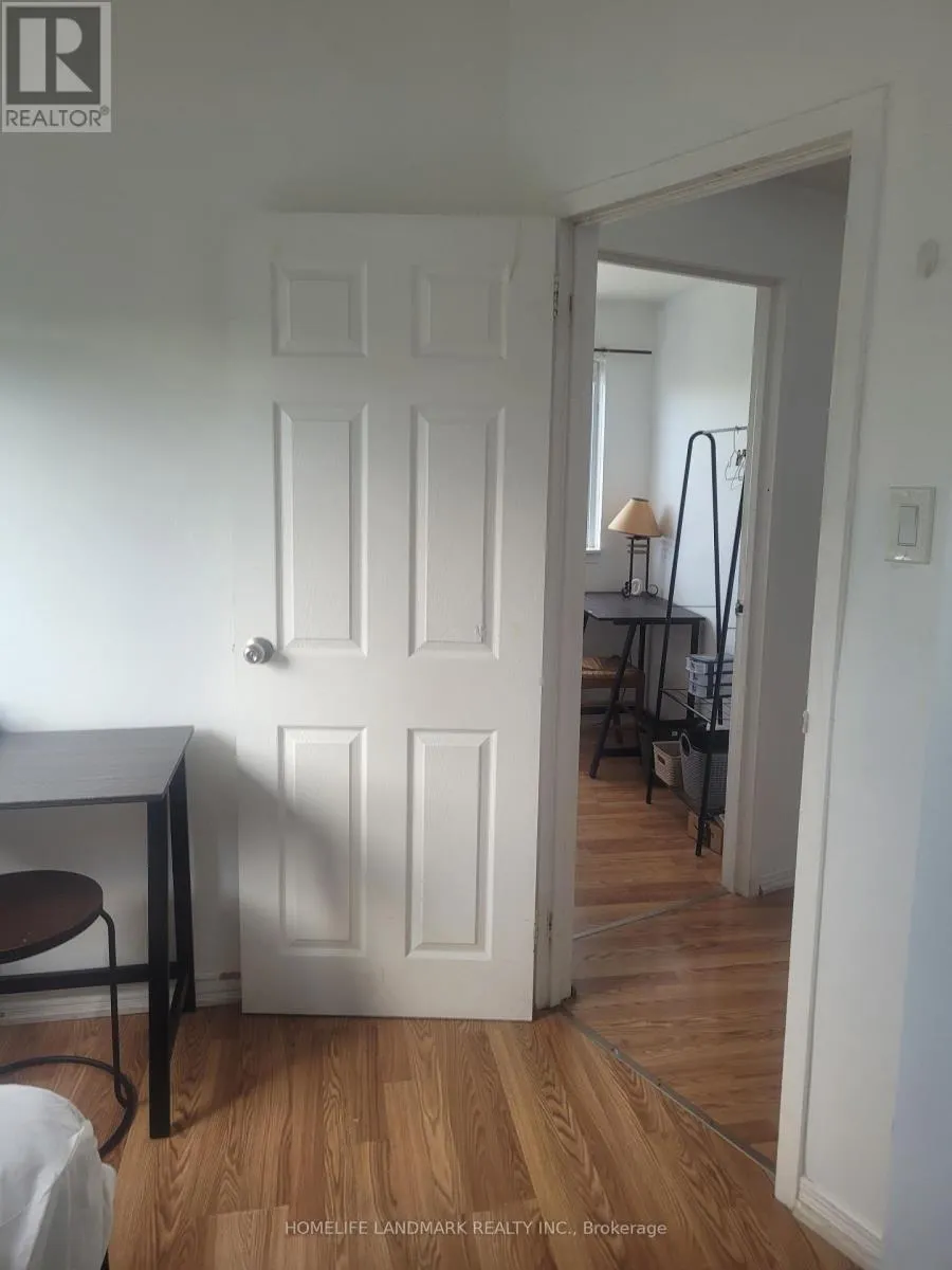#1 - 3335 LAKE SHORE BOULEVARD W