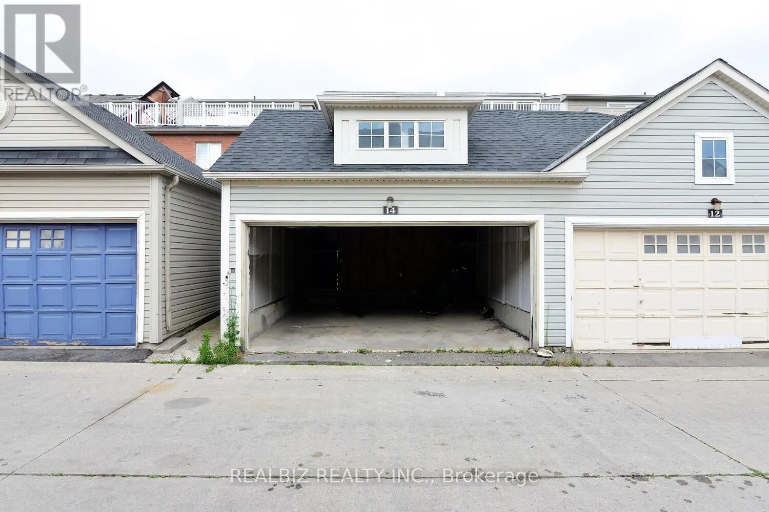 14 HERZBERG GARDENS