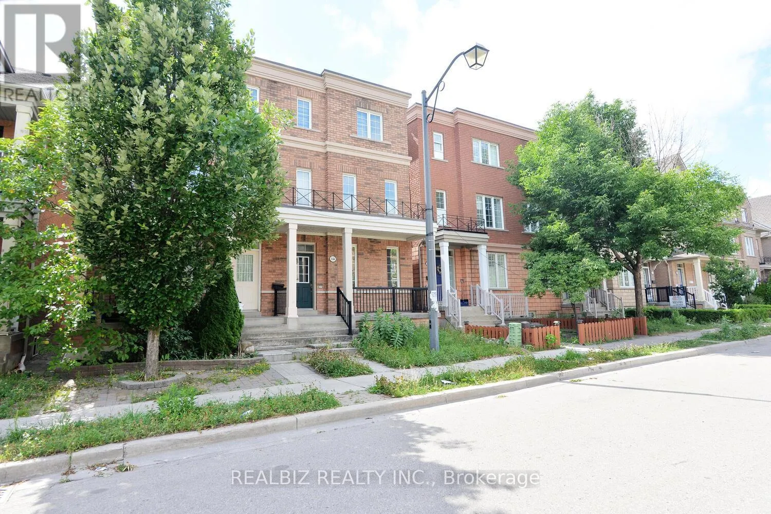 14 HERZBERG GARDENS
