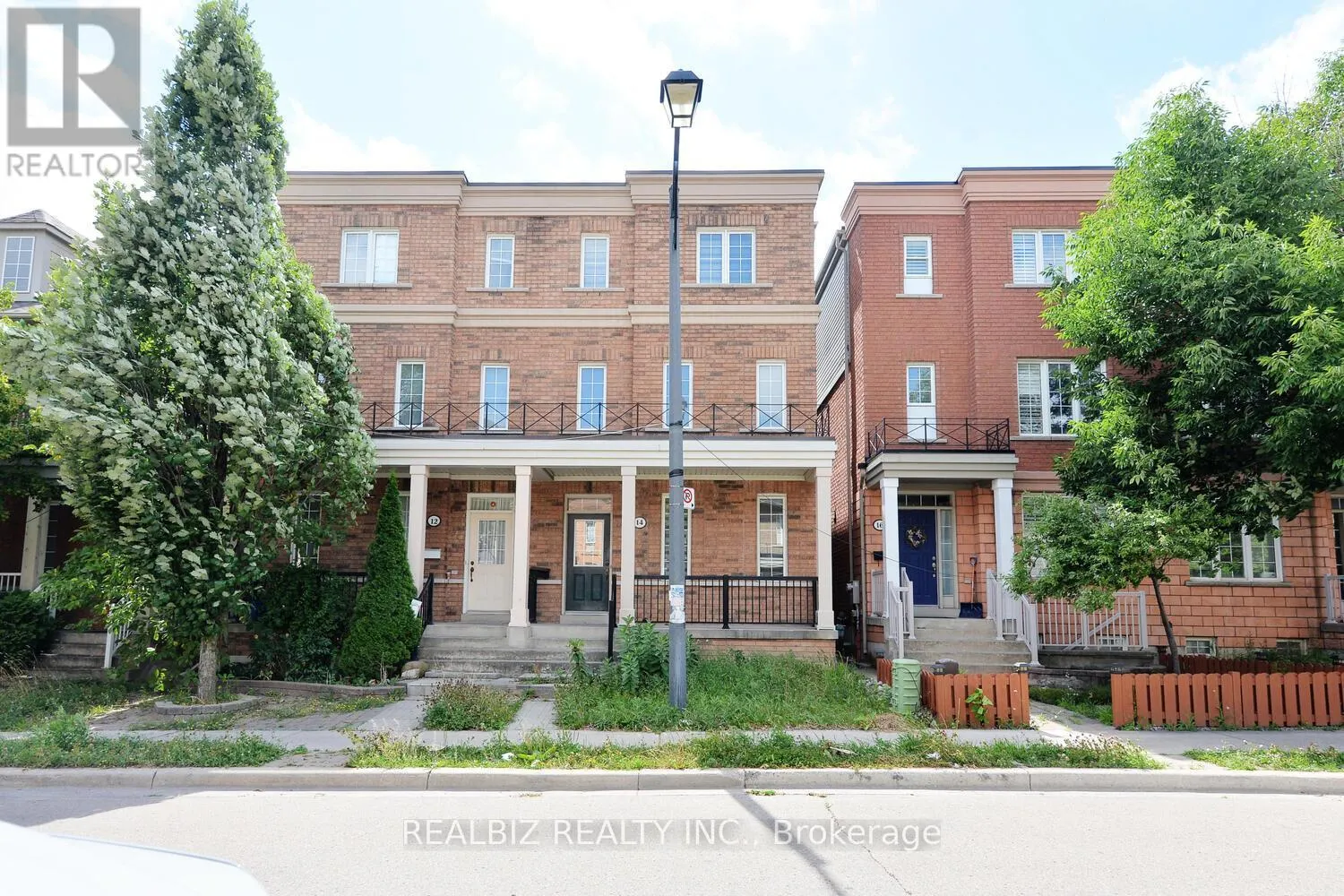14 HERZBERG GARDENS