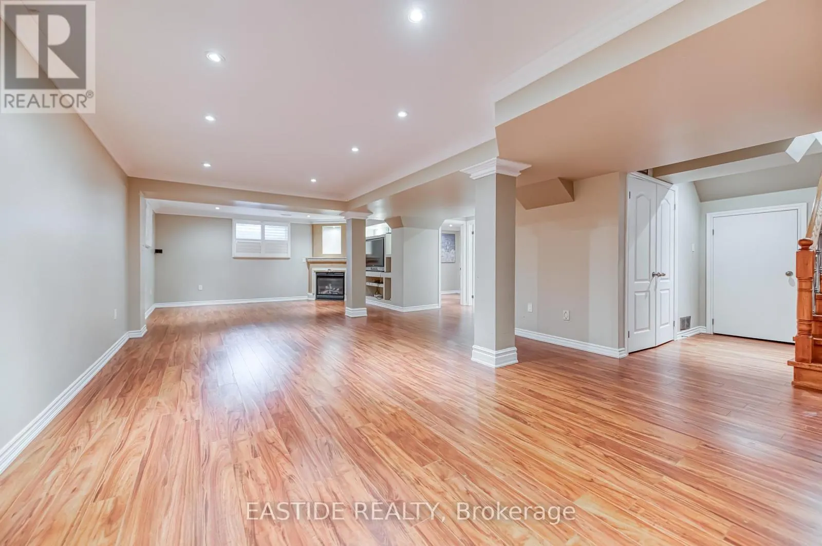 2422 HERTFORDSHIRE WAY