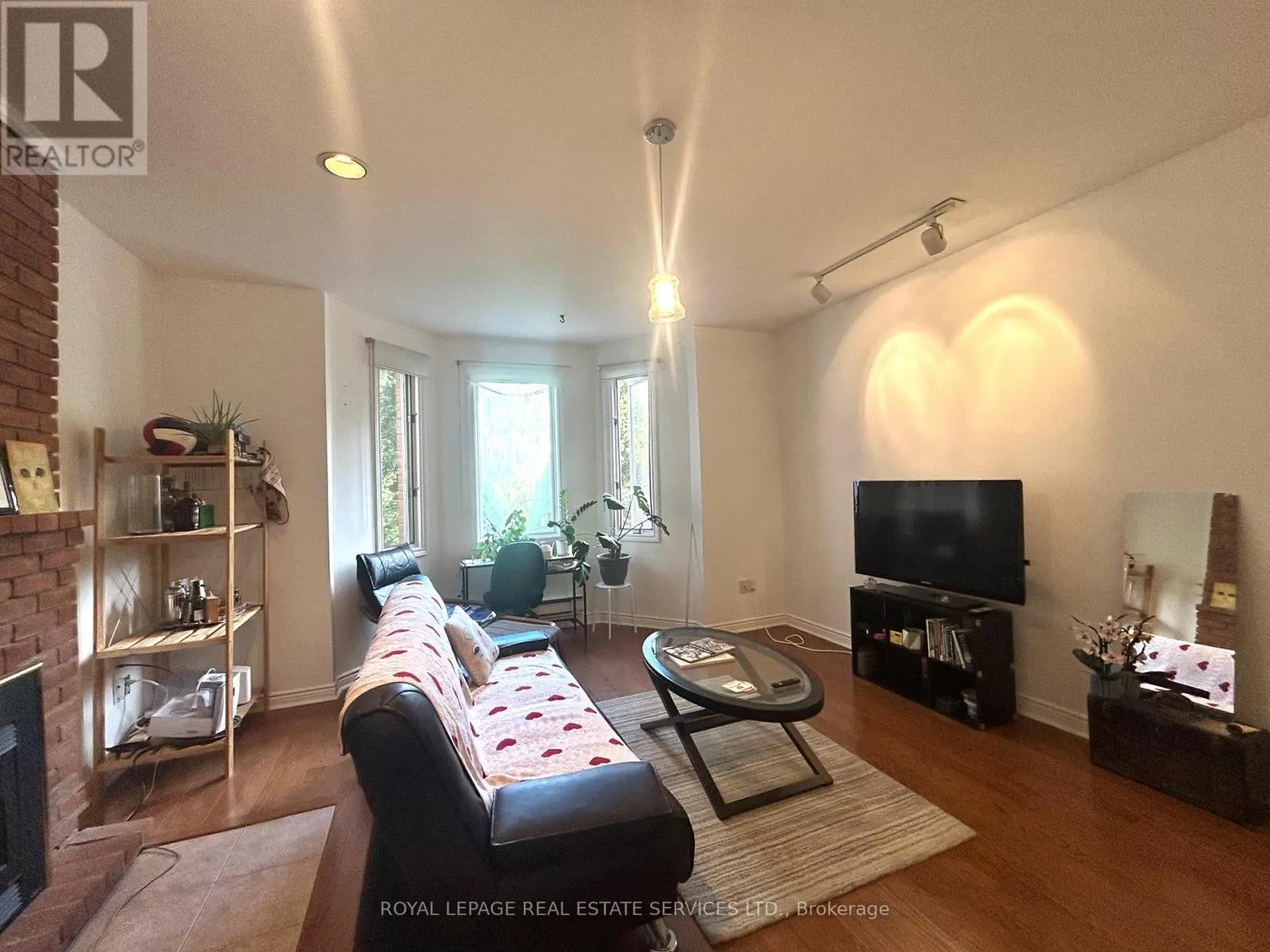 3 - 48 PINE CREST ROAD