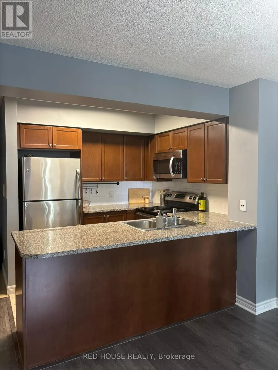 2003 - 335 RATHBURN ROAD W