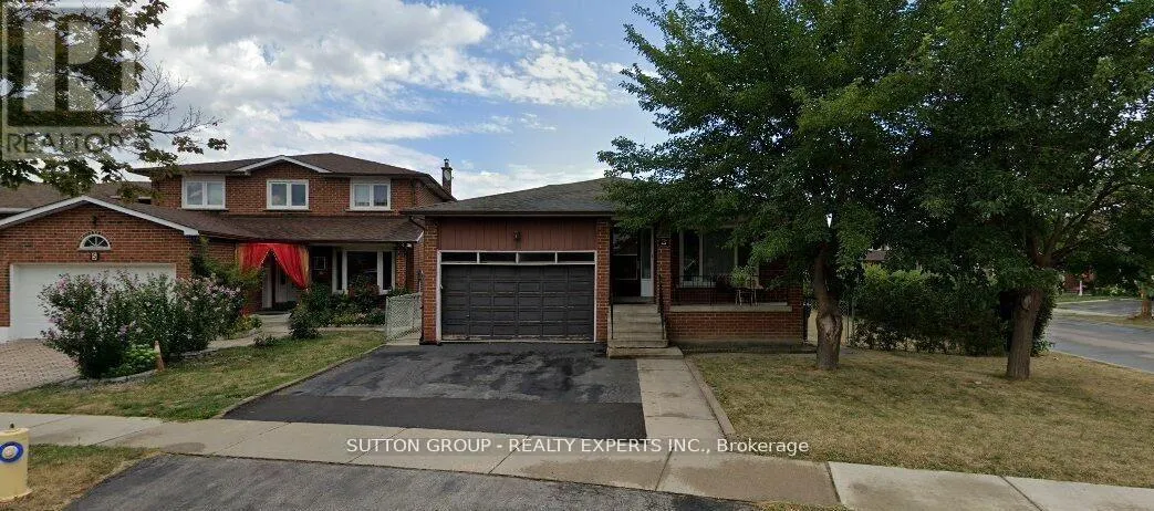 3 HOLYOAKE CRESCENT