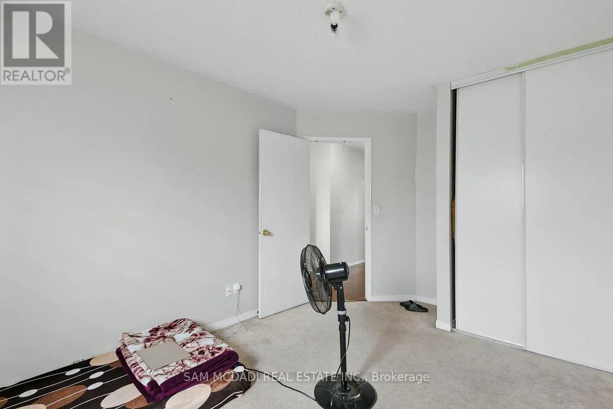 7258 DIME CRESCENT