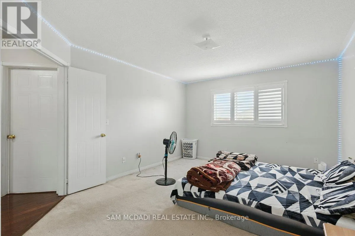 7258 DIME CRESCENT