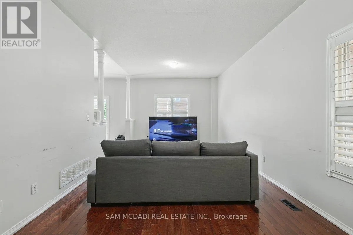7258 DIME CRESCENT