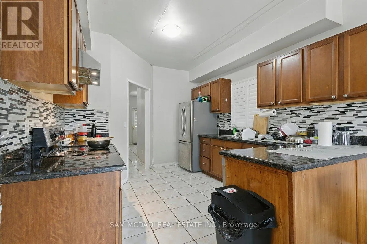 7258 DIME CRESCENT