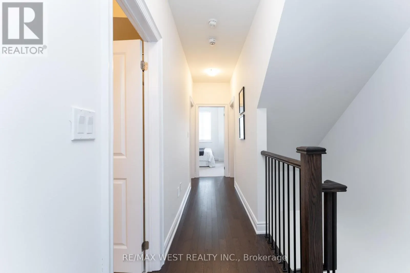 19 - 2172 TRAFALGAR ROAD