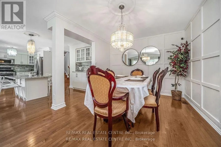 19 HOLLOWGROVE BOULEVARD