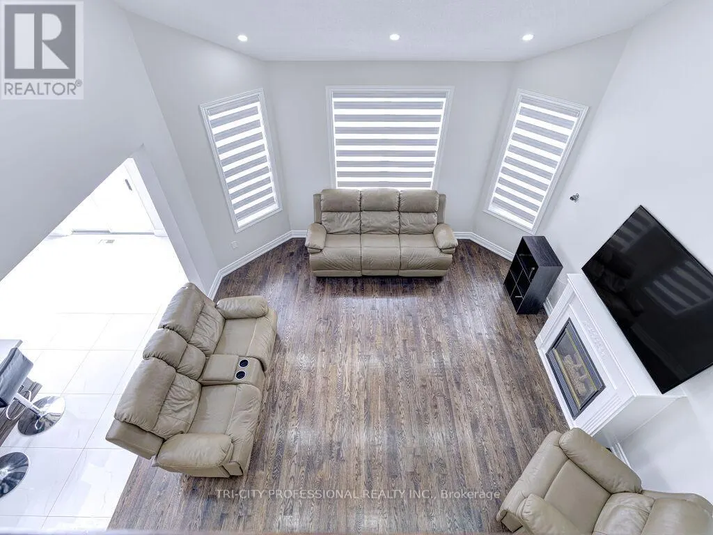 40 BRINKLEY DRIVE
