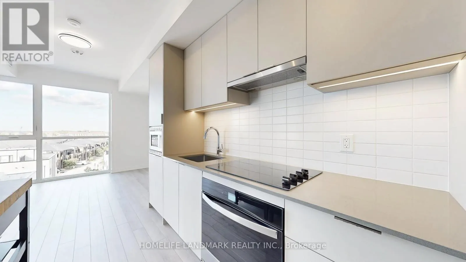 608 - 3079 TRAFALGAR ROAD