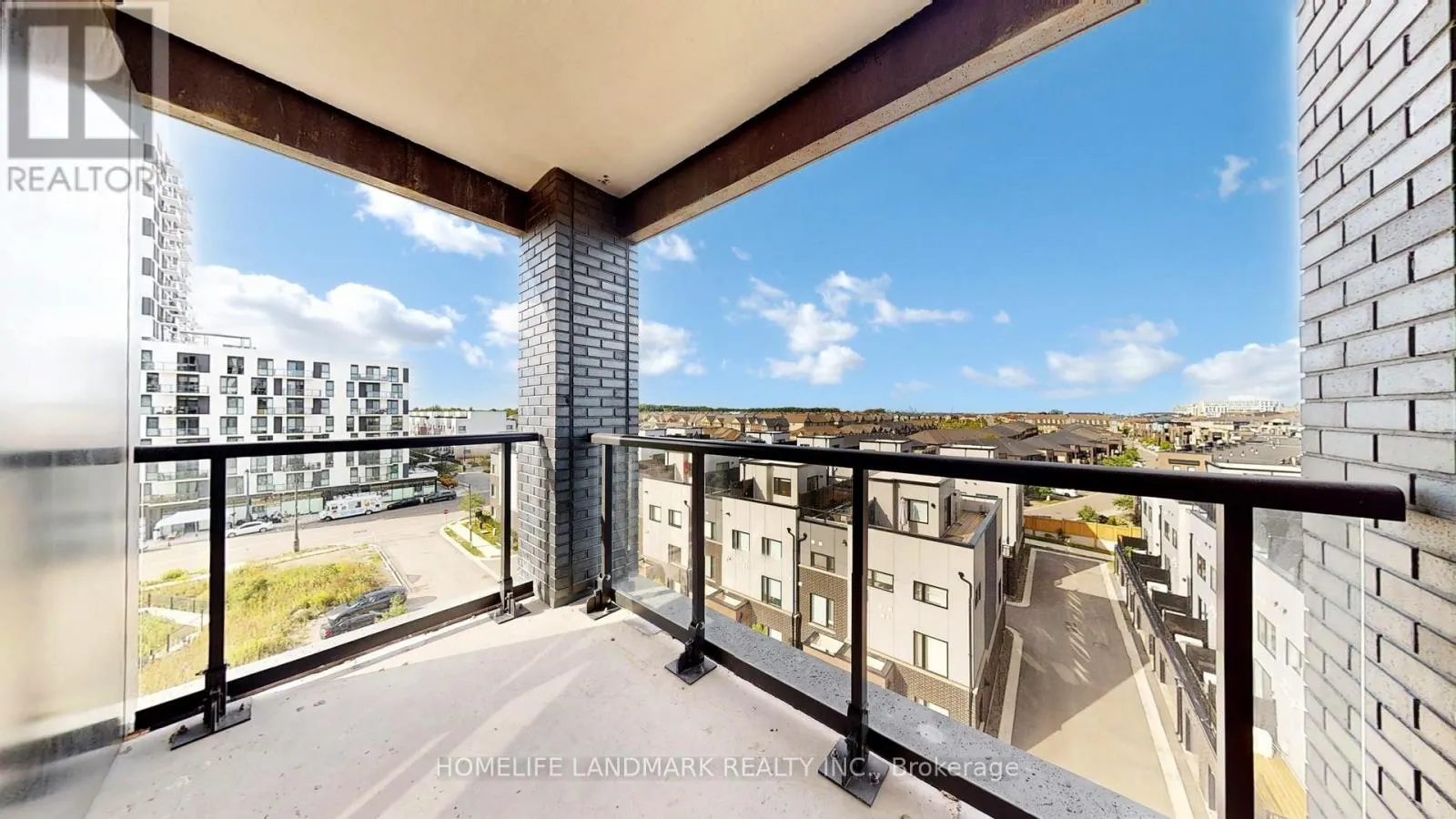 608 - 3079 TRAFALGAR ROAD