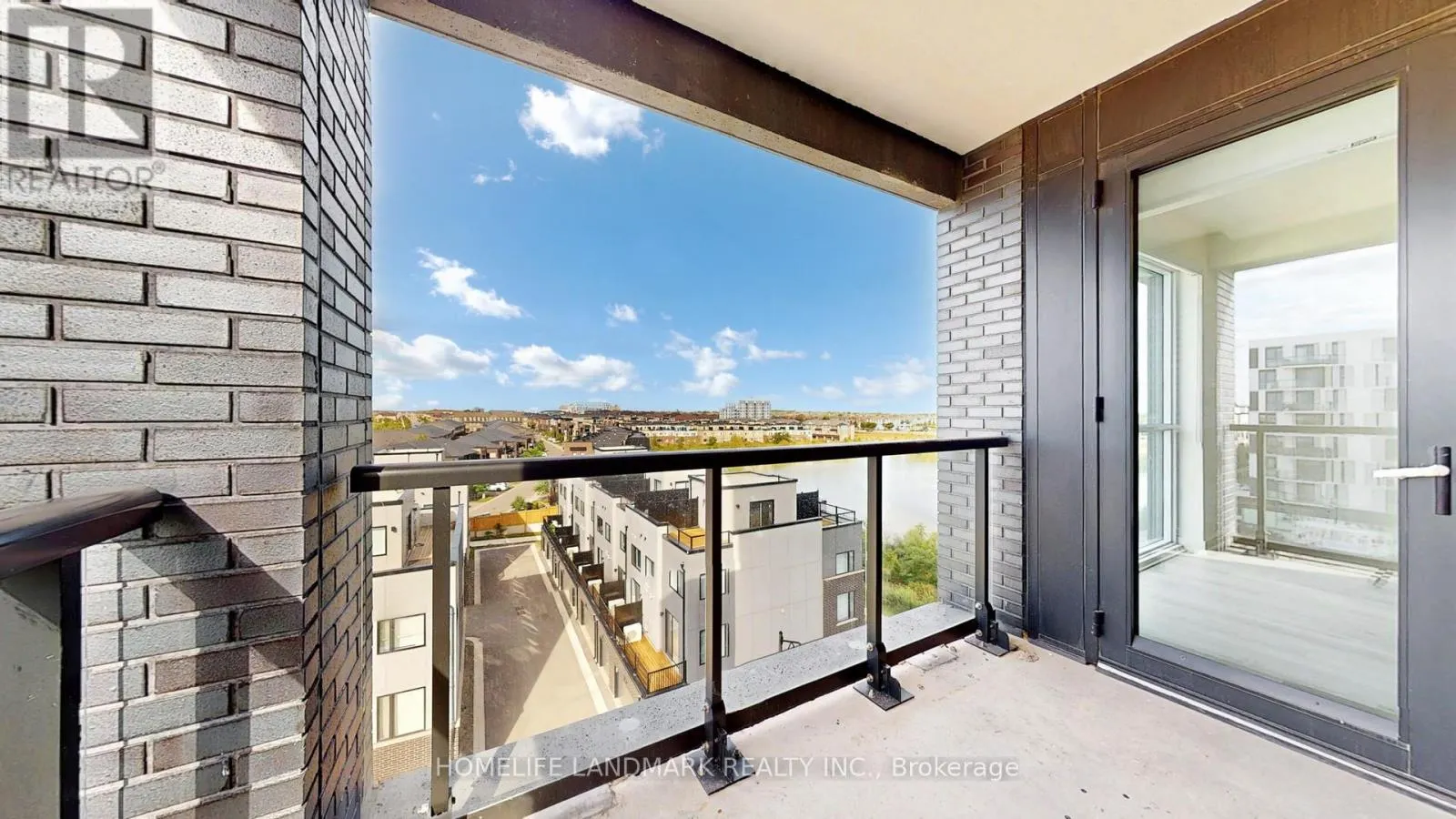 608 - 3079 TRAFALGAR ROAD