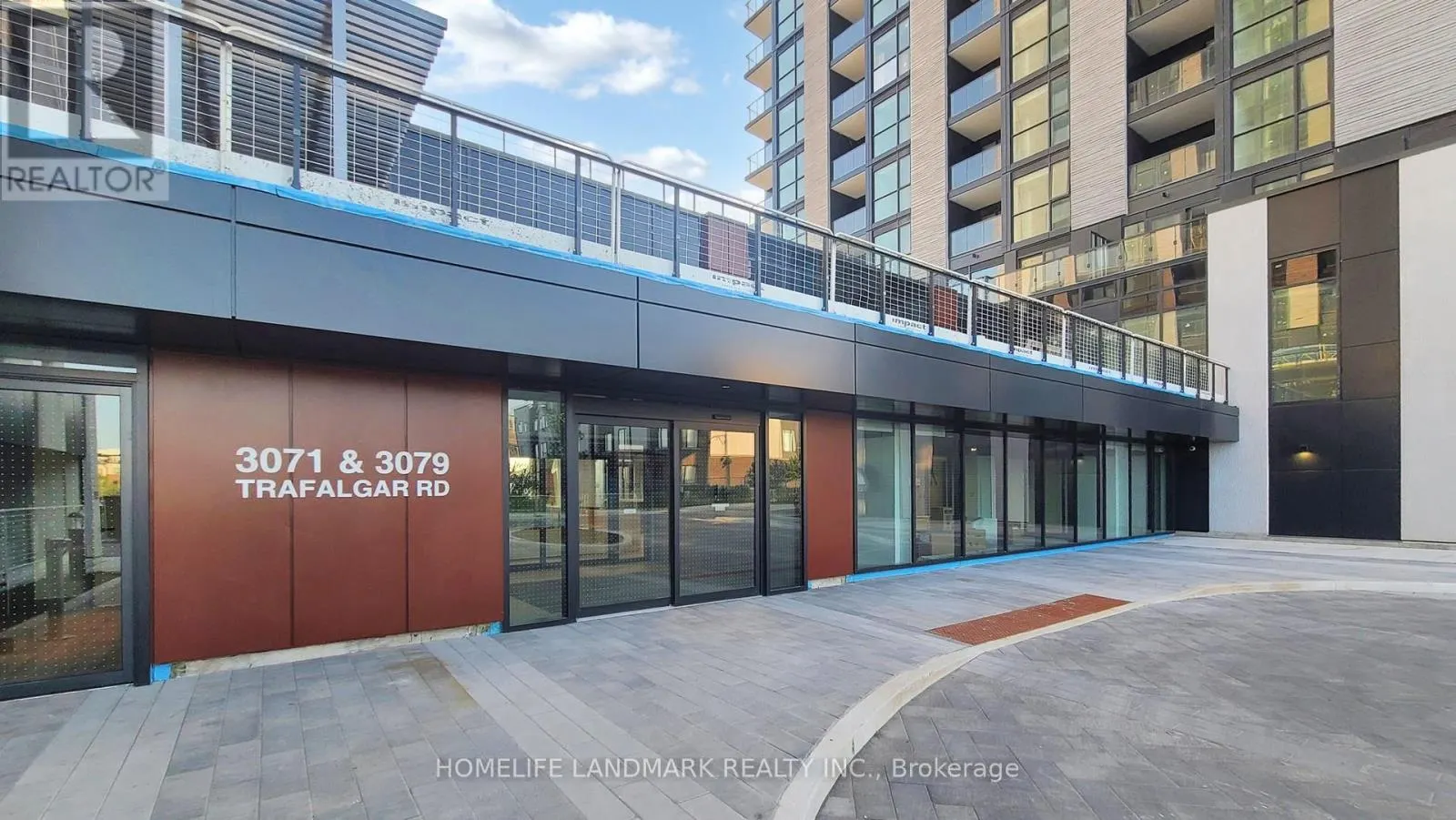 608 - 3079 TRAFALGAR ROAD