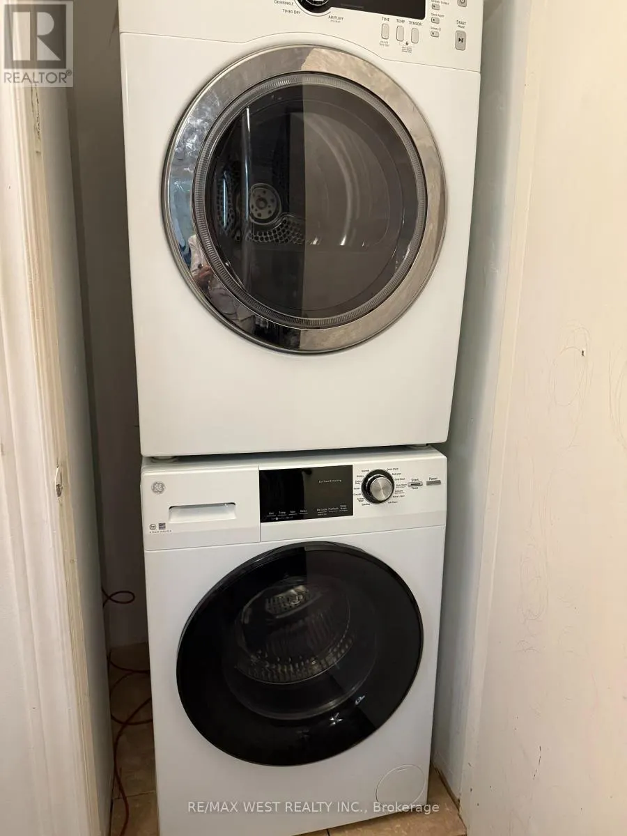 BSMT - 1127 ISLINGTON AVENUE
