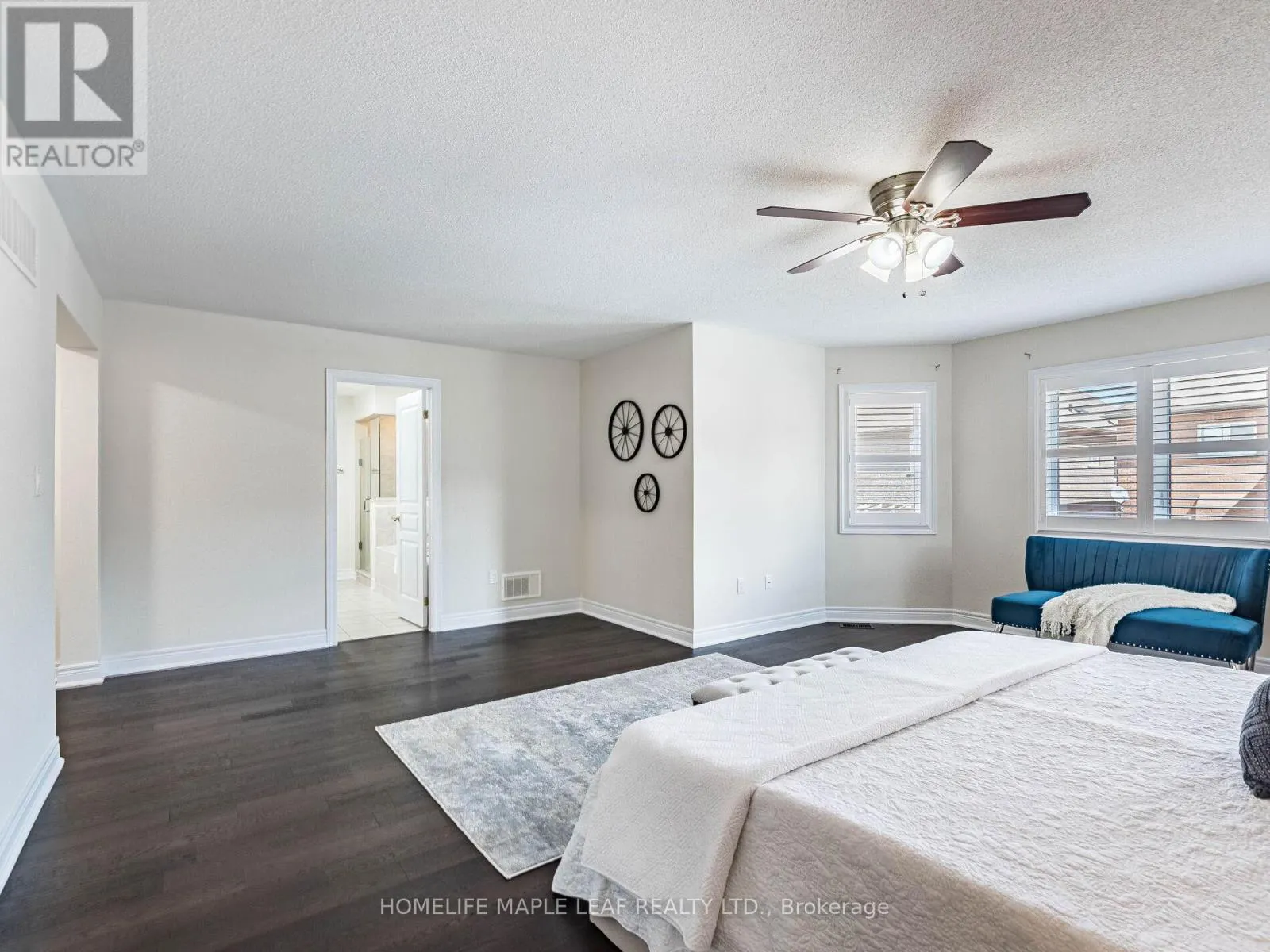 39 BIRCH TREE TRAIL