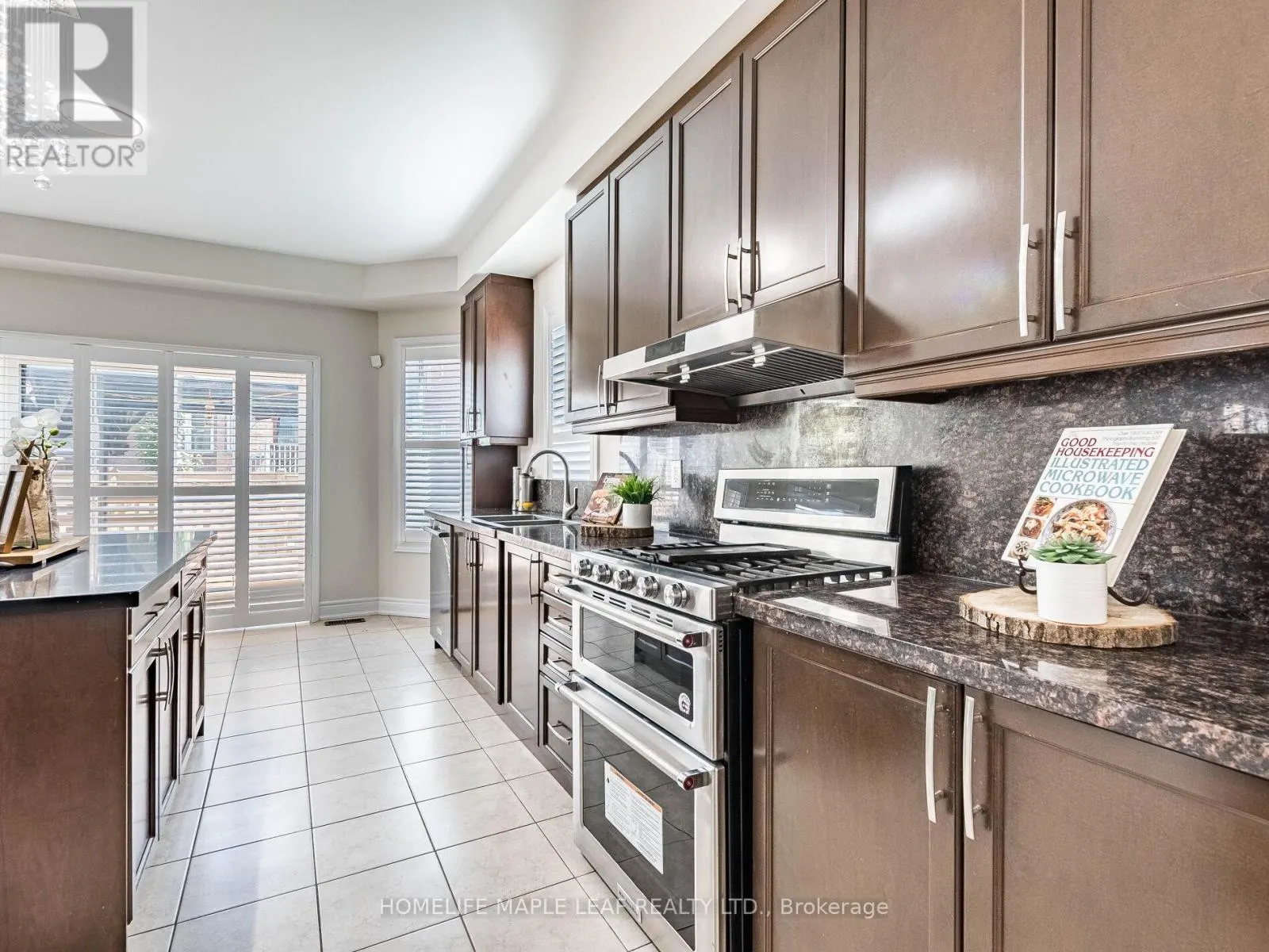 39 BIRCH TREE TRAIL