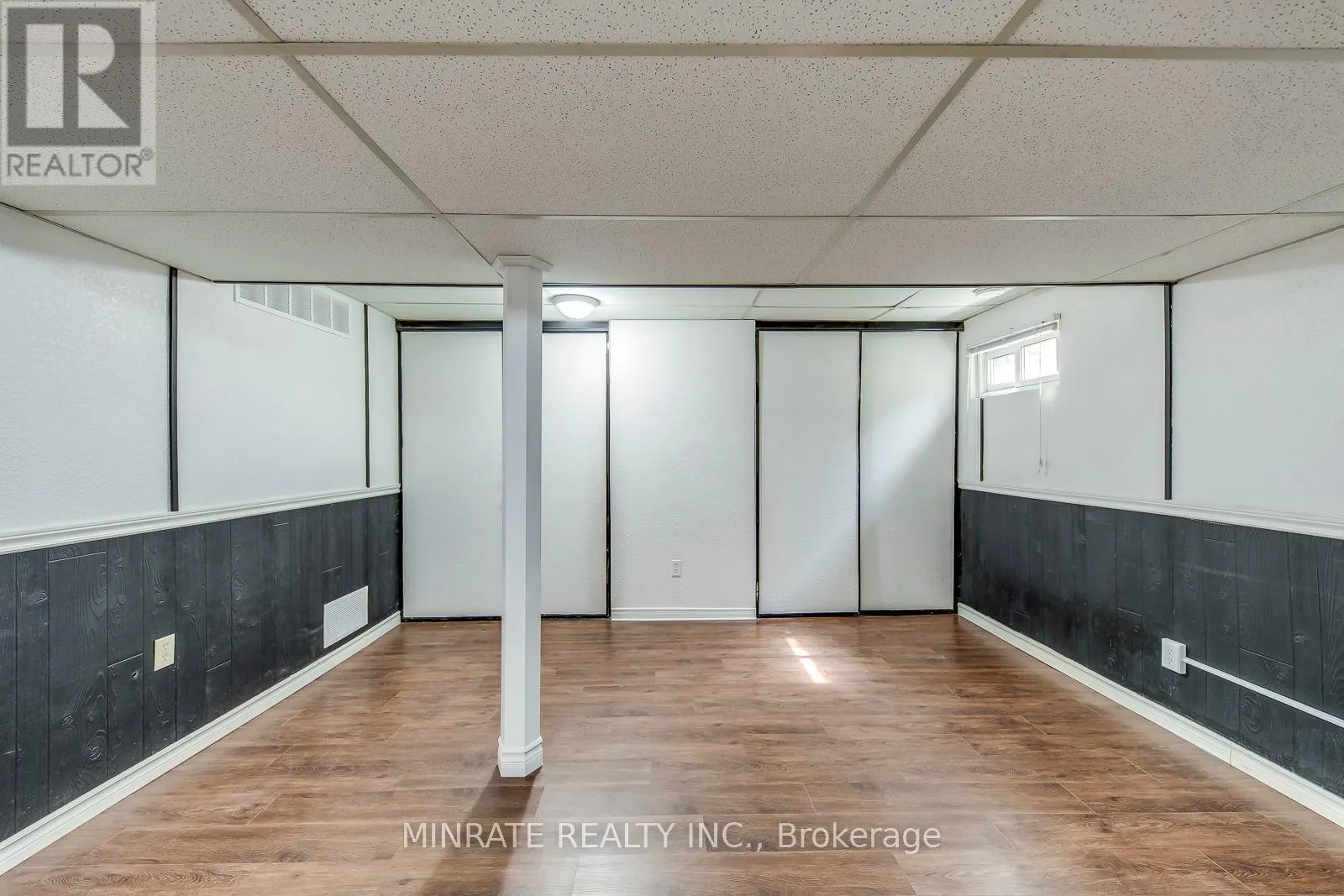 14 - 1548 NEWLANDS CRESCENT