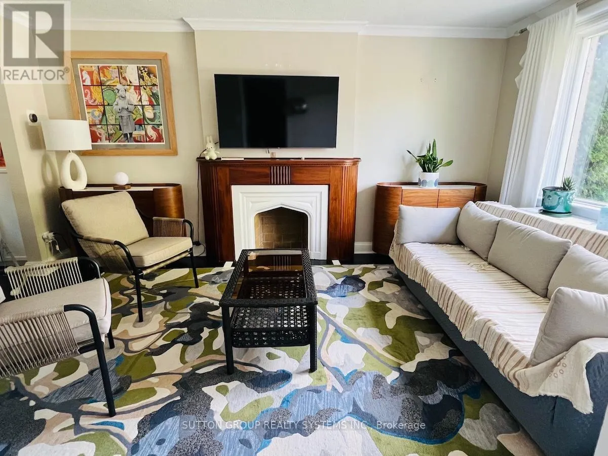 MAIN/2 - 41 STRUTHERS STREET
