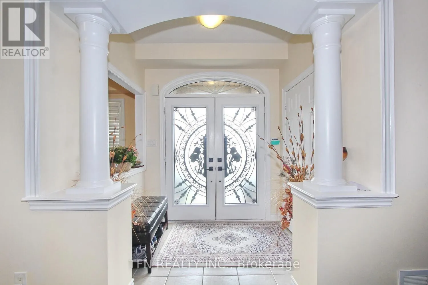 1 BEACON HILL DRIVE